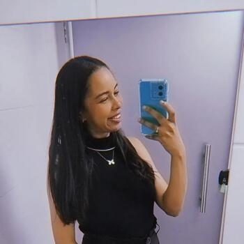 Babysitting job in Itabuna: Julia