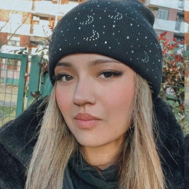 Babysitter in Milan: Sheryl