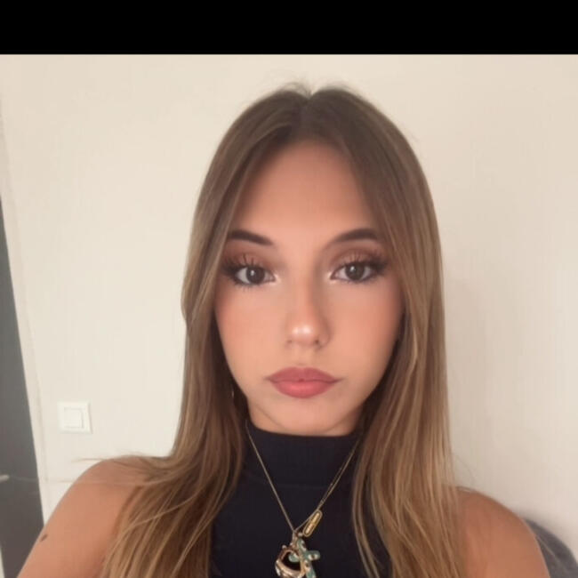 Babysitter in Villeneuve-sur-Lot: Anaïs