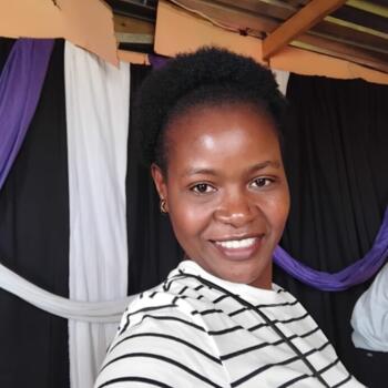 Babysitter in Port Elizabeth: Tatenda