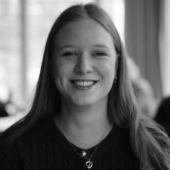 Babysitter in Nijmegen: Elissa