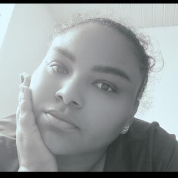 Babá Uberlândia: Aparecida