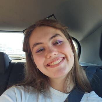 Babysitter in Gympie: Jessi