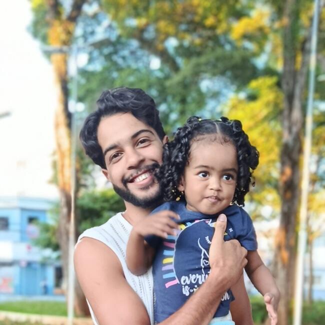 Emprego de babá em Pouso Alegre: Gabriel