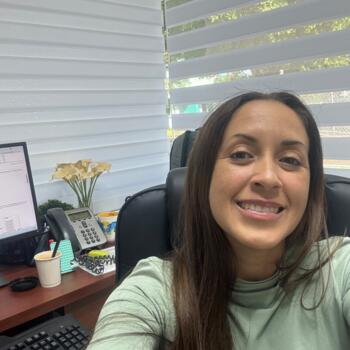 Babysitter in Morovis: Yelitza