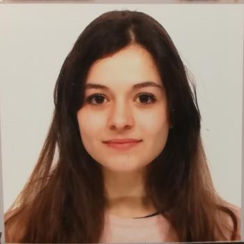 Niñera Valladolid: Olivia