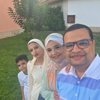 Childminder job in Jeddah: babysitting job Amira