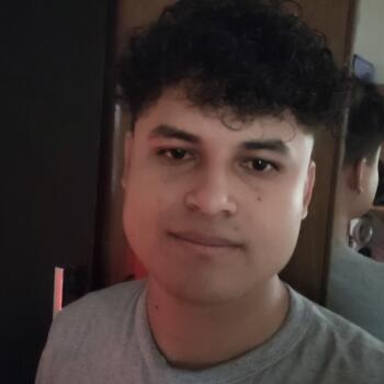 Babysitting job in Senador Canedo: babysitting job Antônio