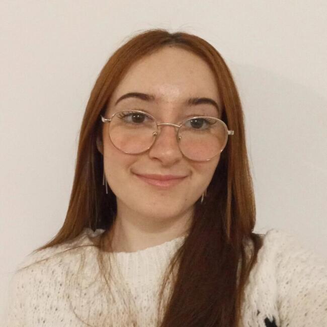 Babysitter in Madrid: Jimena