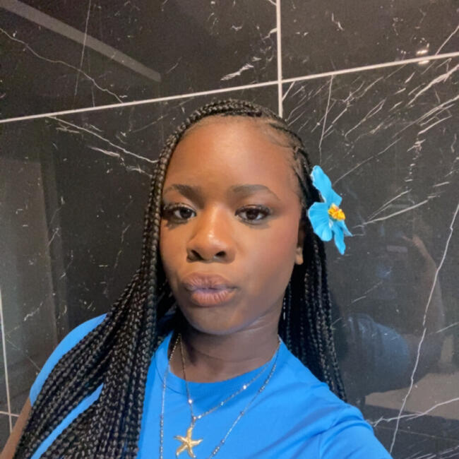 Babysitter in Saintry-sur-Seine: Grace