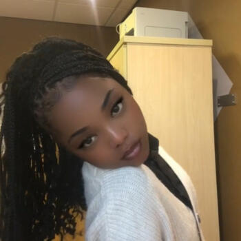 Babysitter Gaborone: Letang Brook