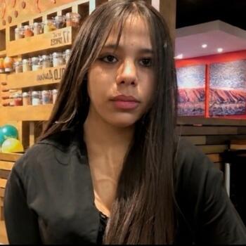Babysitter in Belo Horizonte: Rayssa
