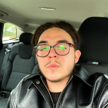 Babysitter in Sânandrei: Sandor Denis Yuki