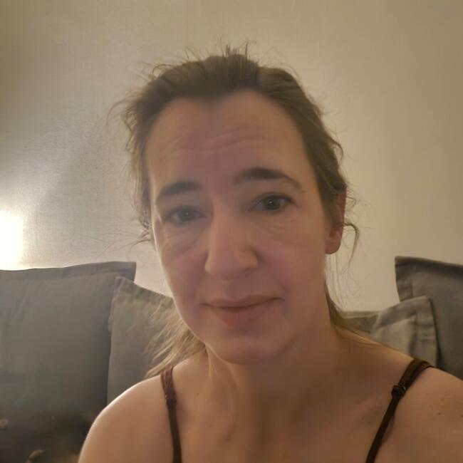 Babysitting job in Niel: Karen