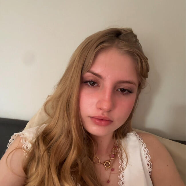 Babysitter in São José do Rio Preto: Ana Julia