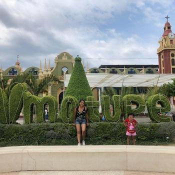 Babysitter in Lima: Paola