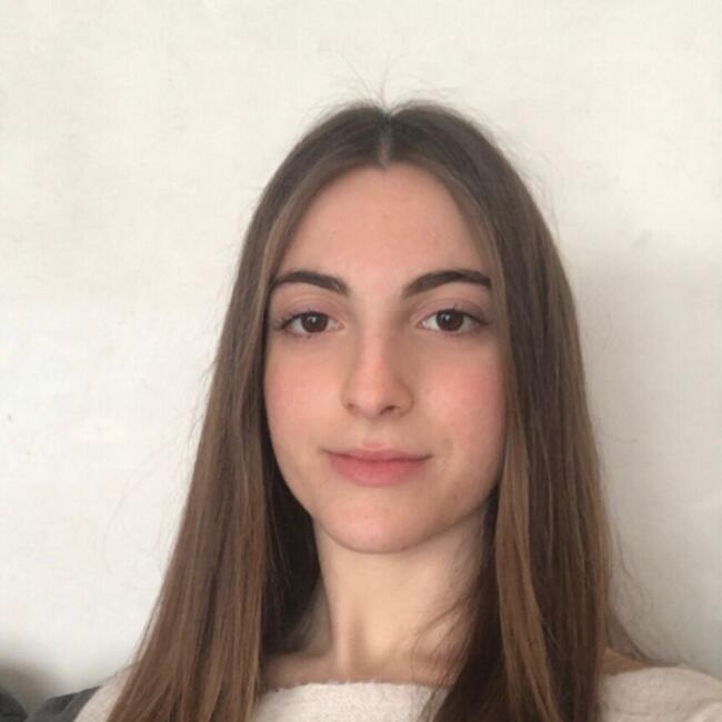 Babysitter in Florence: Zoe