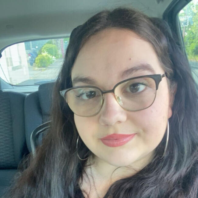 Babysitter in Les Epesses: Aymy