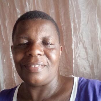 Babysitting job in Nairobi: babysitting job Joyce l