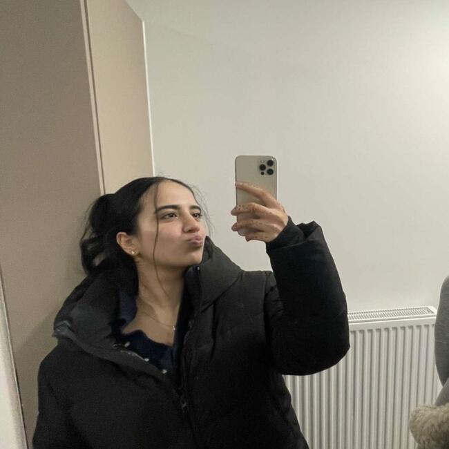 Babysitter στην περιοχή Μπέρμιγχαμ: Larayb