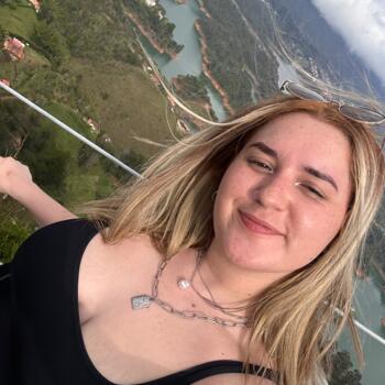 Babysitter in Heredia: Samantha