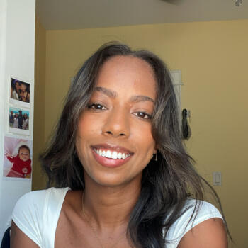 Babysitter in Pará de Minas: Maria Eduarda