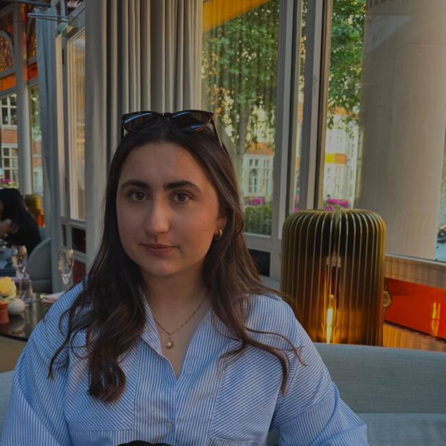 Babysitter in Rome: Elisa