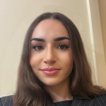 Babysitter Miami: Paloma