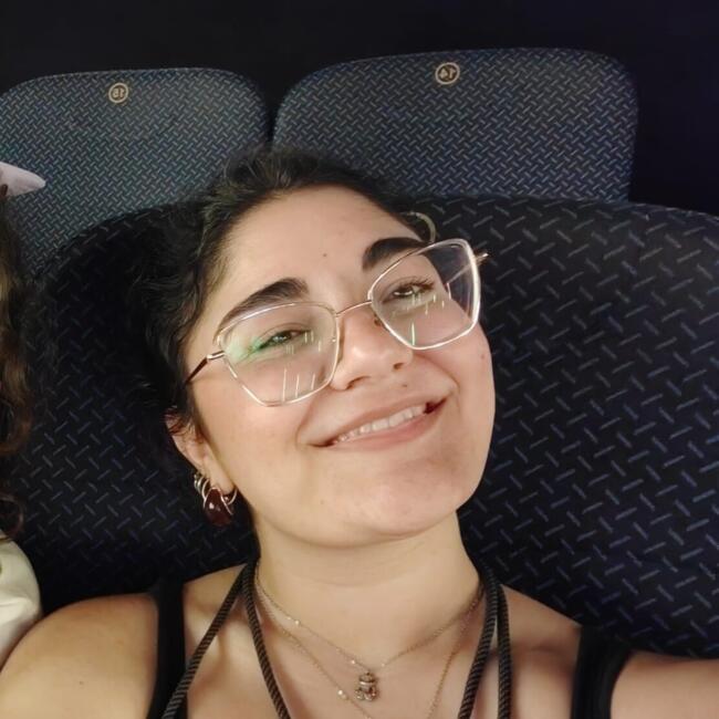 Babysitter a Pozzuoli: Miriam