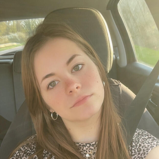 Babysitter in Le Creusot: Marylou