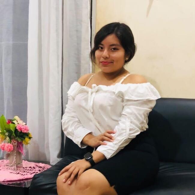 Babysitter in Santa Elena: Melissa