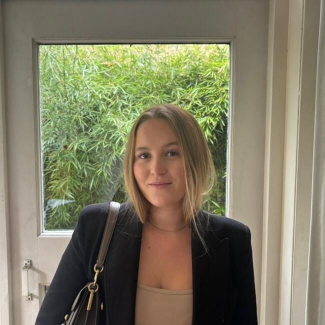 Oppas in Alkmaar: Mija