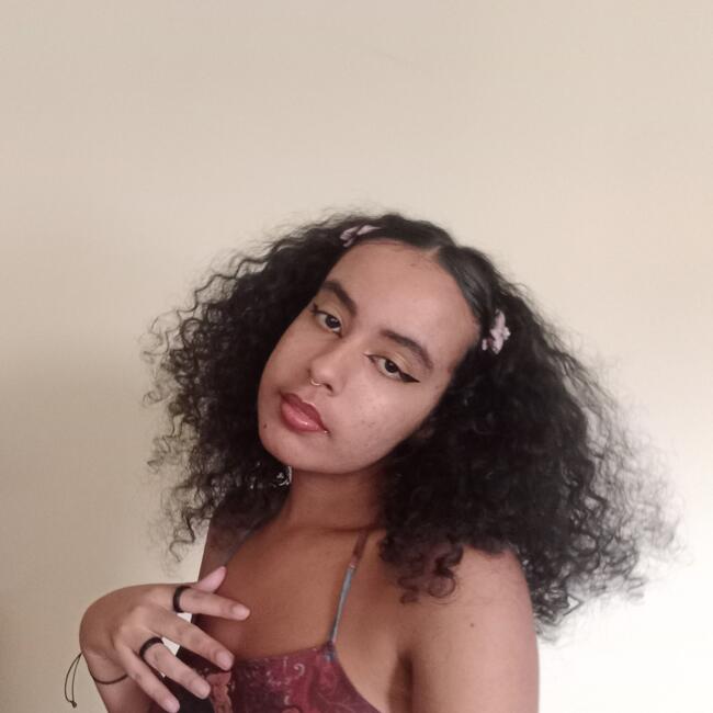 Babysitter in São João del Rei: Alexia