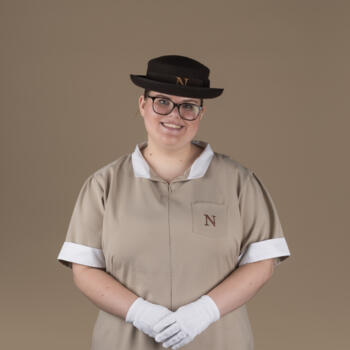 Babysitter Bath: Lana