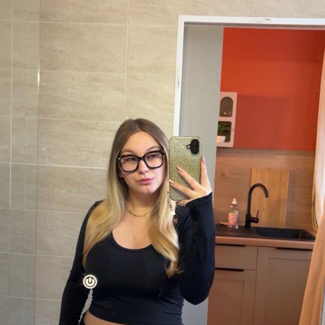 Babysitter in Beauvais: Auriane