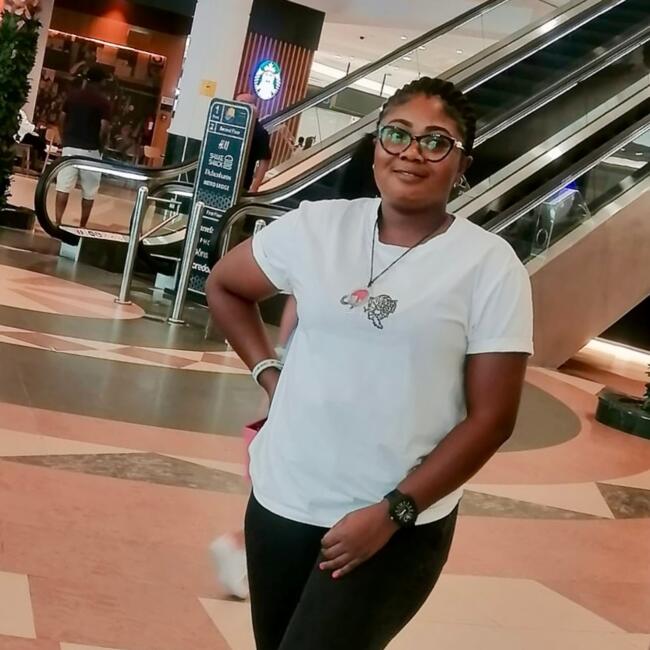 Babysitter in Doha: GEORGE LILIAN