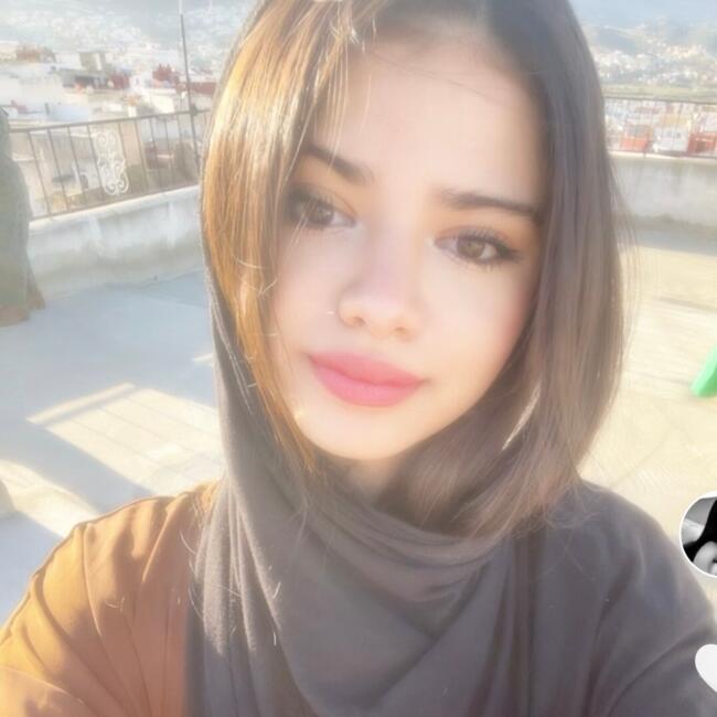 جليسة أطفال في طنجة: Sanae