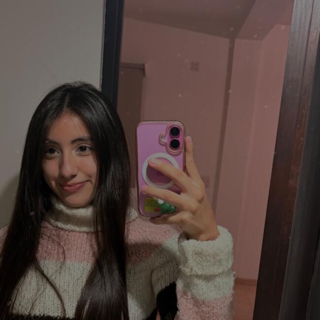 Babysitter in Monte Grande: Candela