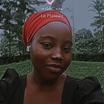 Babysitter in Abidjan: Aya Anne Eunice