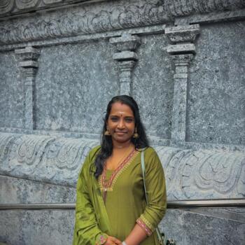 Pengasuh di Perai: Sri