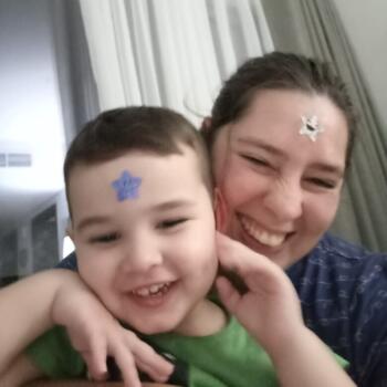 وظيفة جليسة أطفال في Jazīrat Abū Z̧aby: فرص عمل كجليسة أطفال Melissa