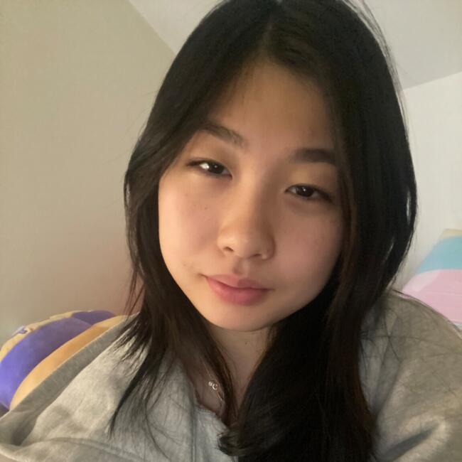 Babysitter in Borough of Queens: Eve