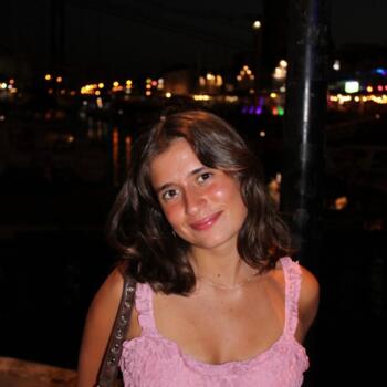 Babysitter in Cascais: Maria