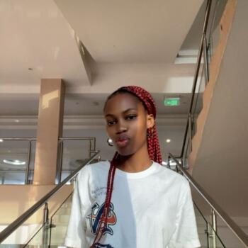 Babysitter Nairobi: Francia