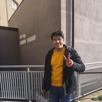 Lavoro per babysitter a Calvello: lavoro per babysitter Graziano