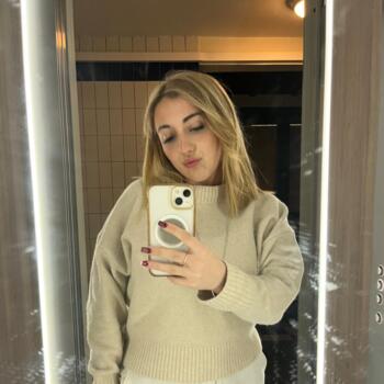 Babysitter in Hendaye: Clara