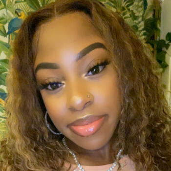 Babysitter in Bristol: Shanae