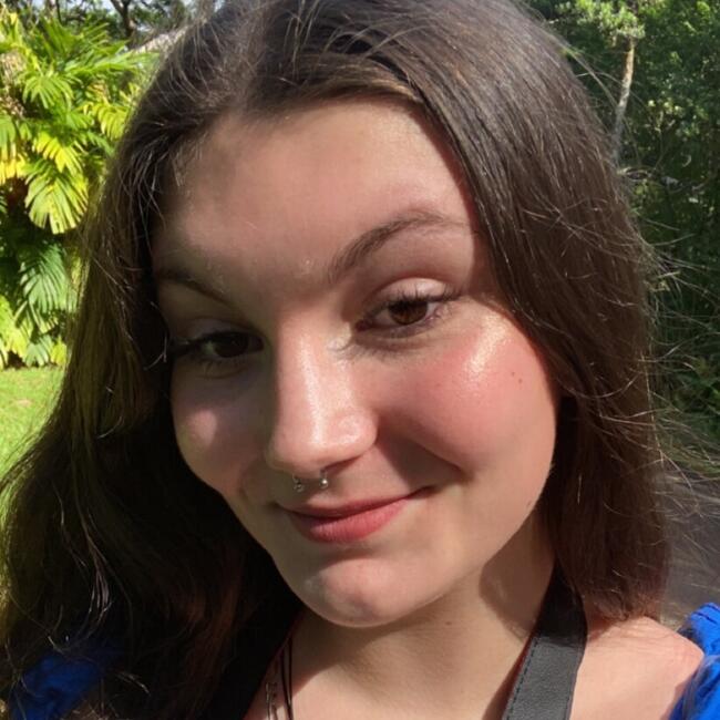 Babysitter in Fontenay-le-Vicomte: EMMA