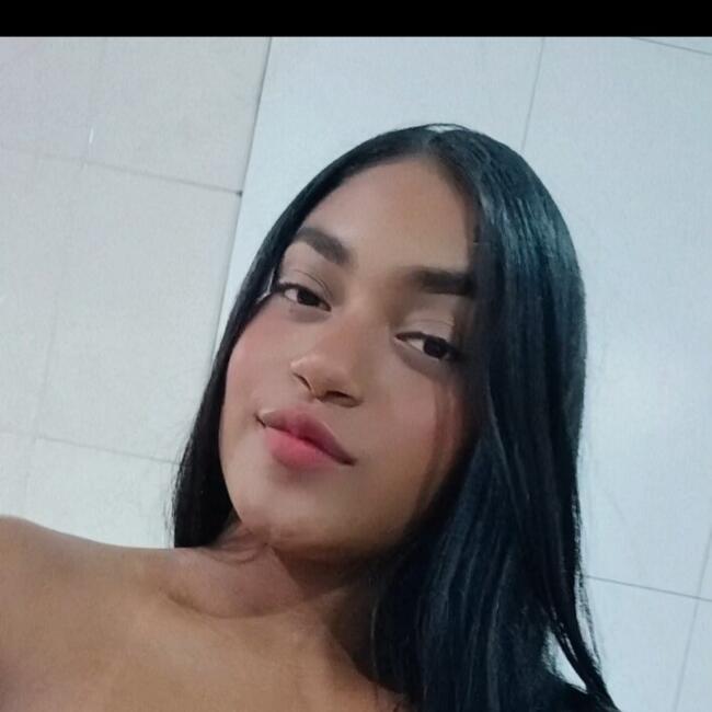 Babysitter in Cuiabá: Vitoria
