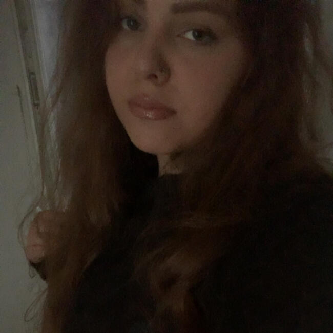 Babysitter in Saint-Pierre-lès-Nemours: Alizea